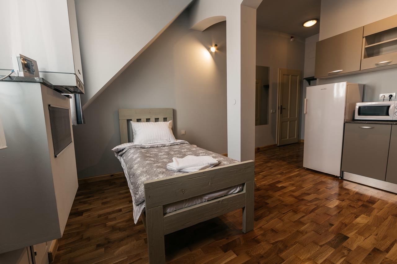 Yellowboot Aparthotel Sibiu Luaran gambar