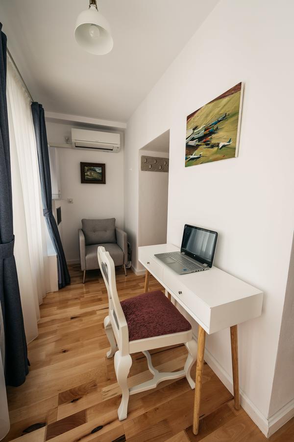 Yellowboot Aparthotel Sibiu Luaran gambar