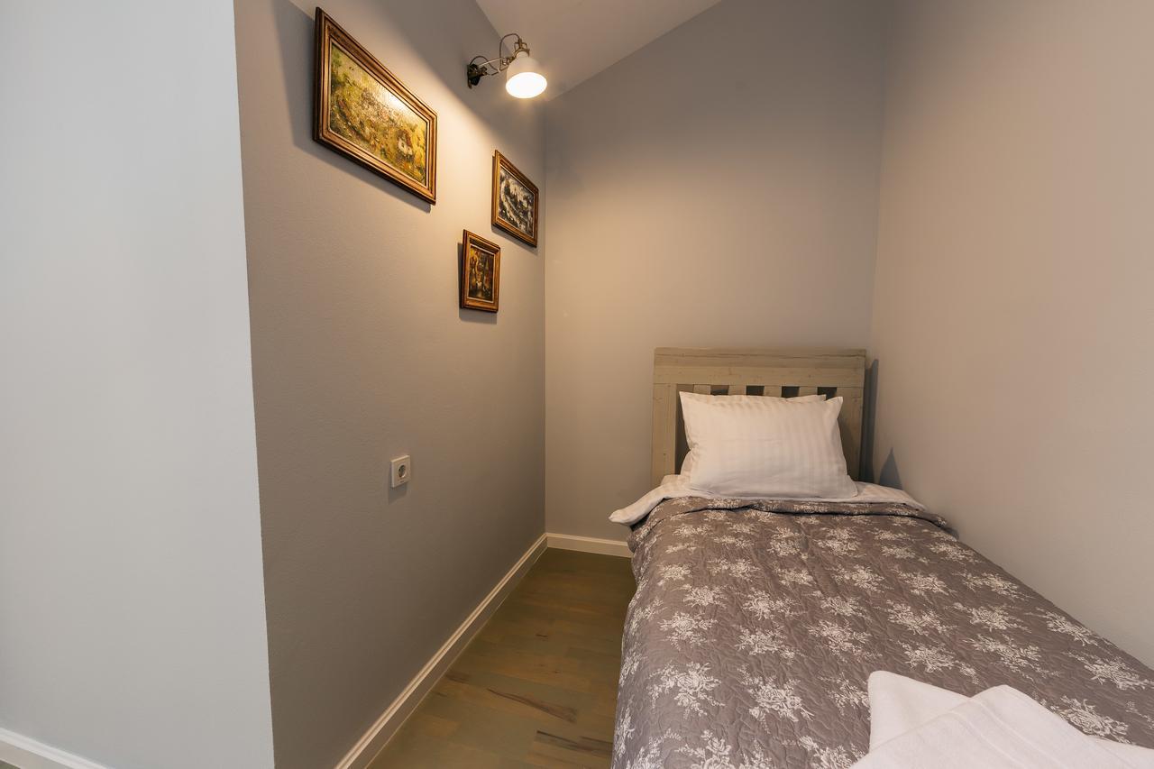 Yellowboot Aparthotel Sibiu Luaran gambar