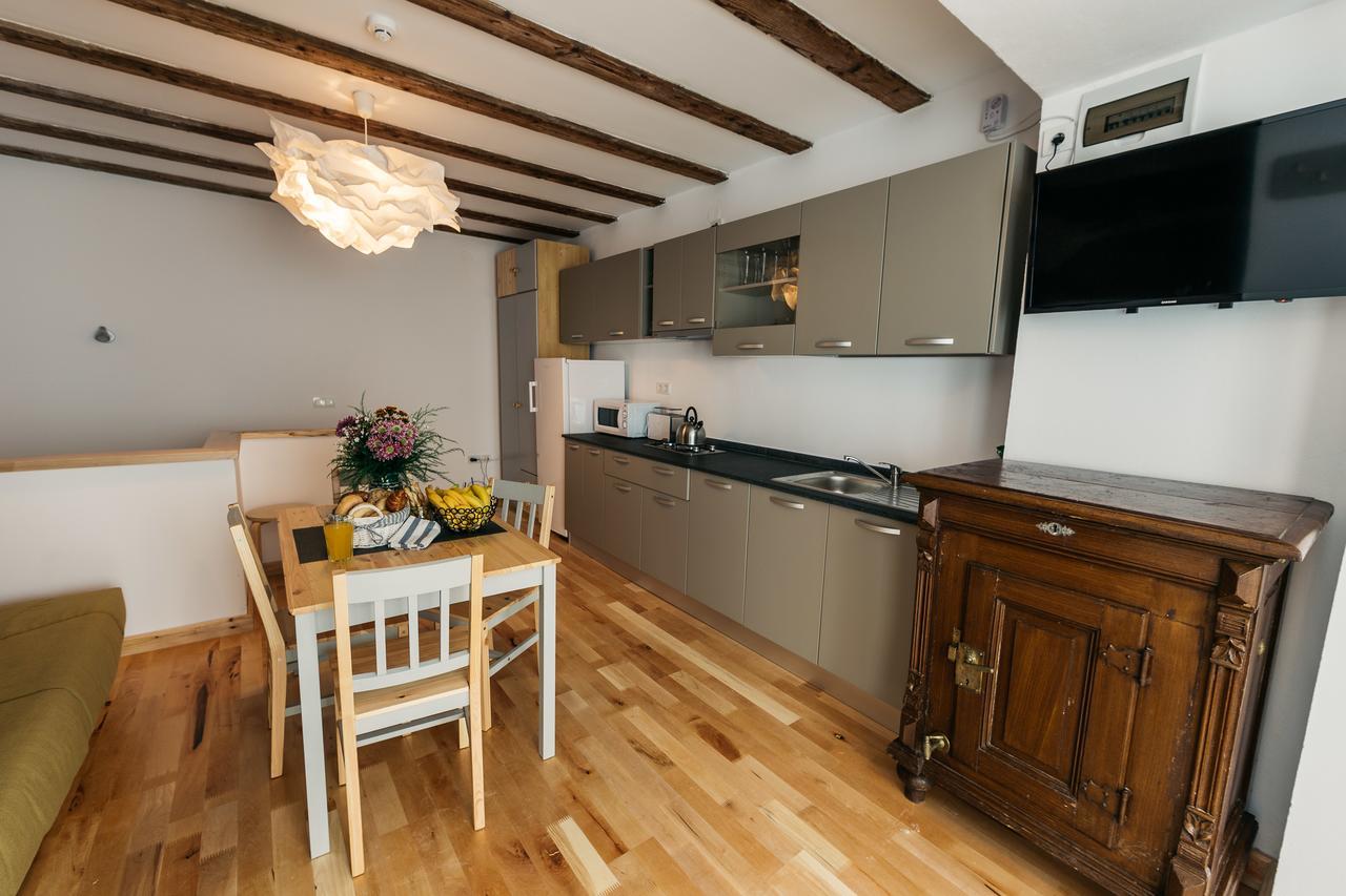 Yellowboot Aparthotel Sibiu Luaran gambar